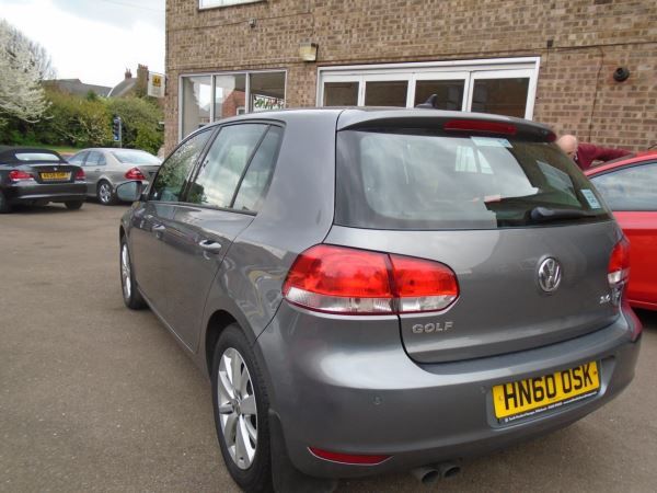 2010 Volkswagen Golf 2.0 TDi image 4