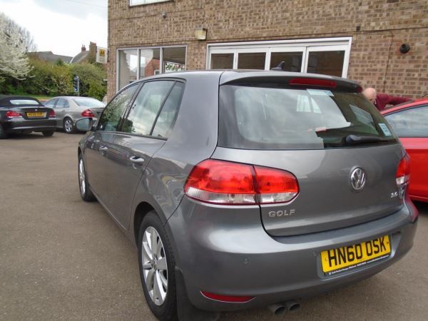 2010 Volkswagen Golf 2.0 TDi image 4