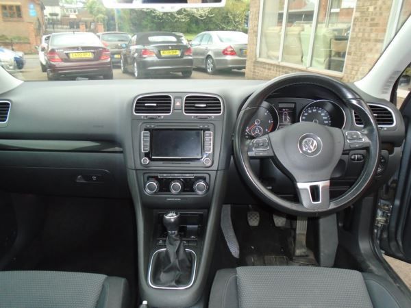 2010 Volkswagen Golf 2.0 TDi image 6