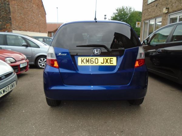 2011 Honda Jazz 1.4 i-VTEC EX image 4