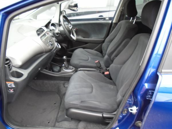 2011 Honda Jazz 1.4 i-VTEC EX image 6