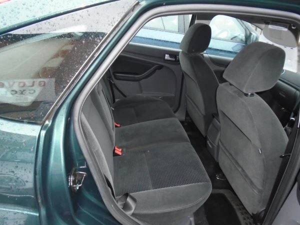 2005 Ford Focus 1.6 Ghia image 5