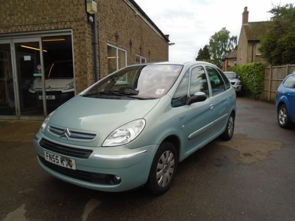 2005 Citroen Xsara Picasso 2.0 HDi image 2