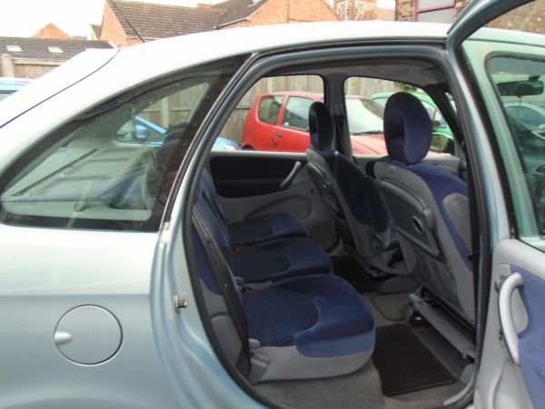 2005 Citroen Xsara Picasso 2.0 HDi image 4