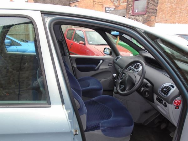 2005 Citroen Xsara Picasso 2.0 HDi image 5
