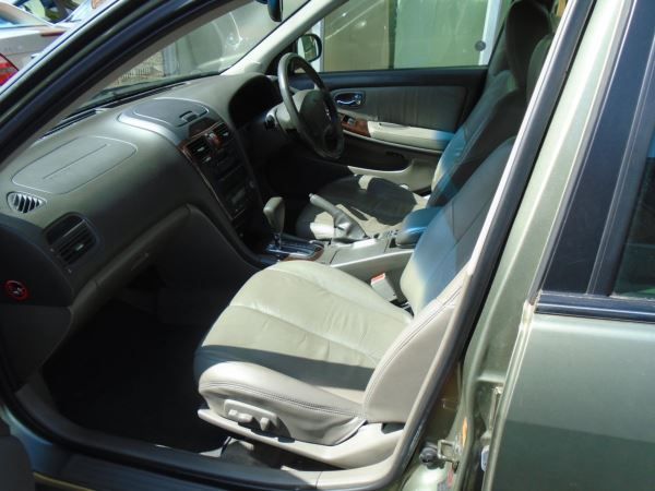 2001 Nissan Maxima QX 3.0 V6 SE+ image 4