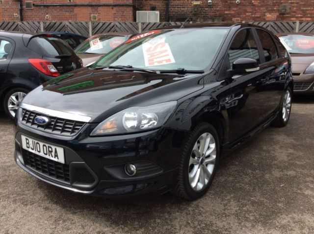2010 Ford Focus 1.6 Zetec S 5d image 1