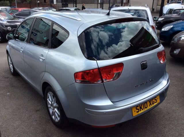 2010 Seat Altea XL 1.9 SE TDI 5d image 2