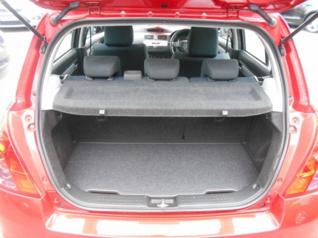 2010 Suzuki Swift 1.3 SZ-L image 5