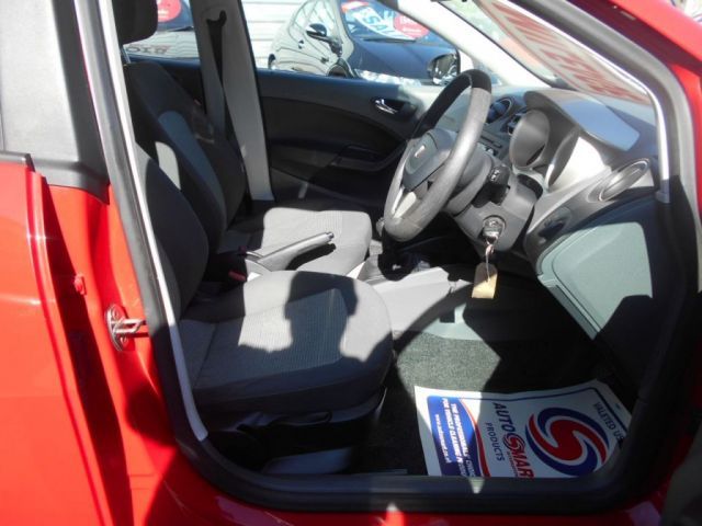 2010 Seat Ibiza 1.4 SE 5d image 6