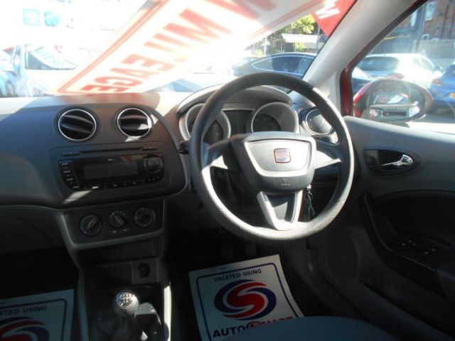 2010 Seat Ibiza 1.4 SE 5d image 8