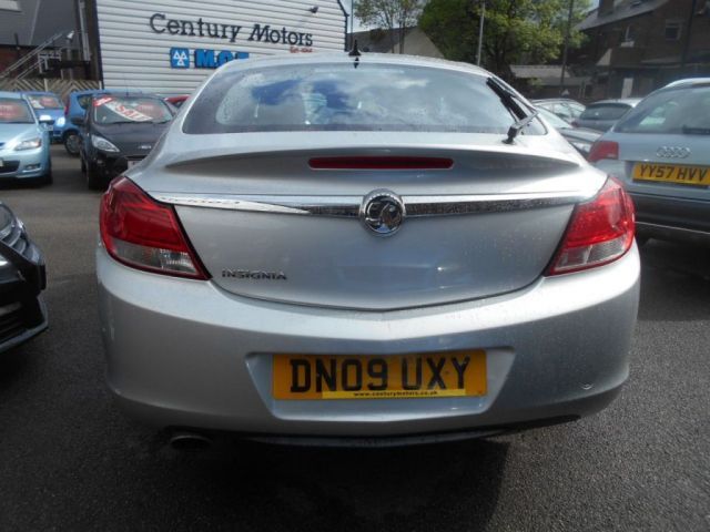 2009 Vauxhall Insignia 1.8 SE 5d image 4