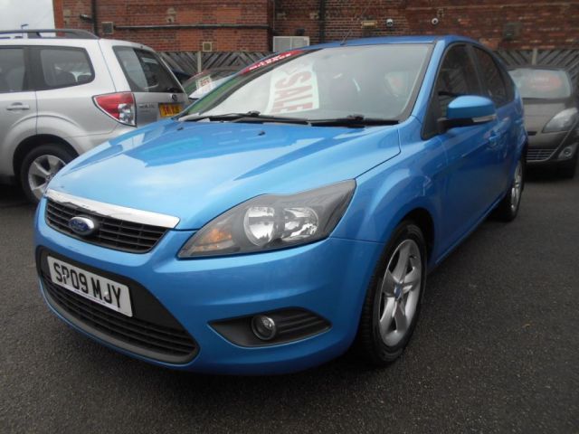 2009 Ford Focus 1.8 Zetec TDCI 5d image 1