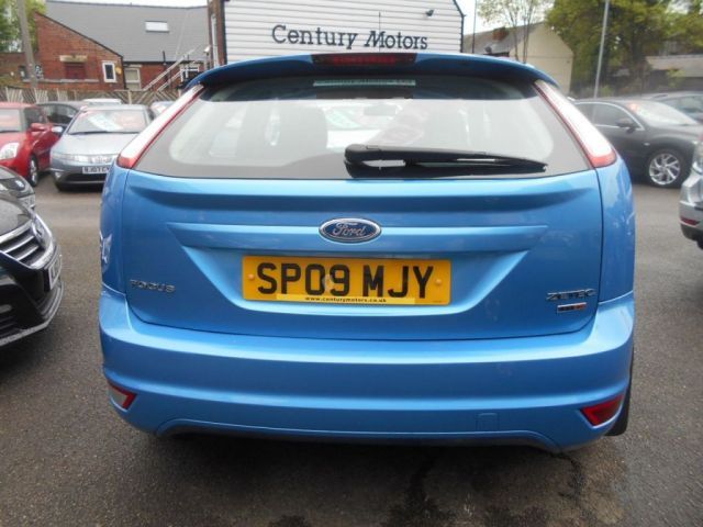 2009 Ford Focus 1.8 Zetec TDCI 5d image 4