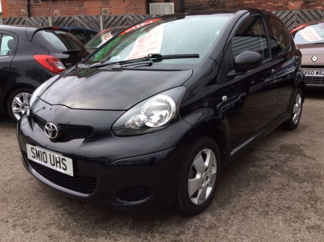 2010 Toyota Aygo 1.0 VVT-I 5d image 1