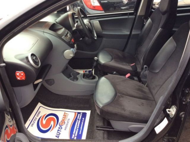 2010 Toyota Aygo 1.0 VVT-I 5d image 7