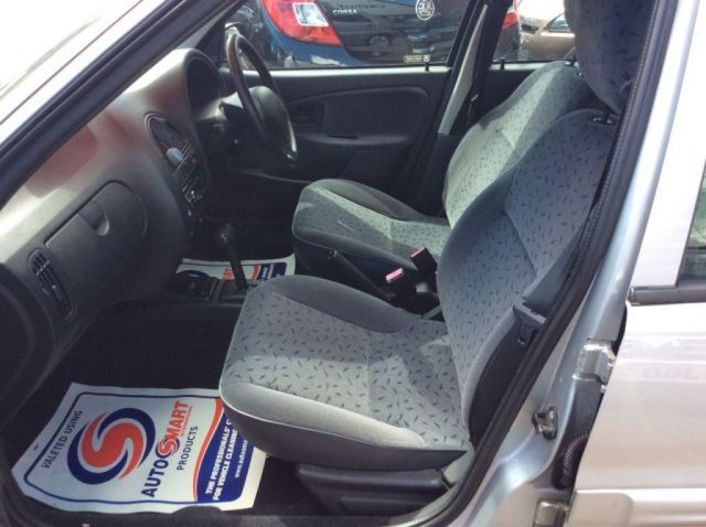 2001 Citroen Saxo 1.4 5d image 7