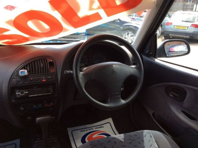 2001 Citroen Saxo 1.4 5d image 8