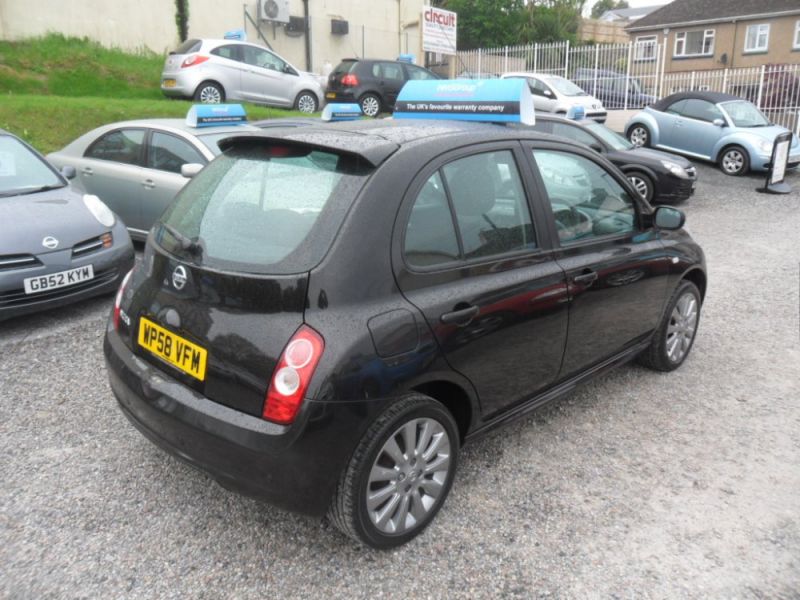 2009 Nissan Micra 1.2 Tekna 5 dr image 4