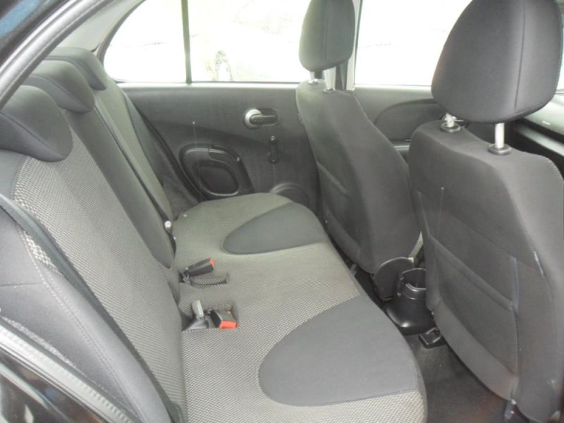 2009 Nissan Micra 1.2 Tekna 5 dr image 9