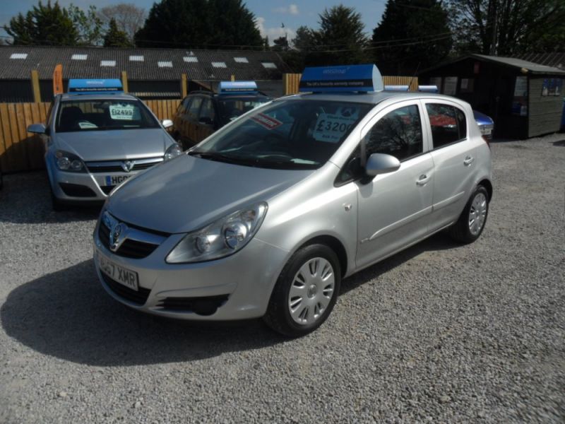 2007 Vauxhall Corsa 1.4 Club 5dr image 3