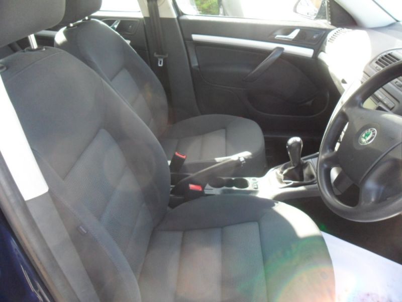 2006 Skoda Octavia 2.0 image 8