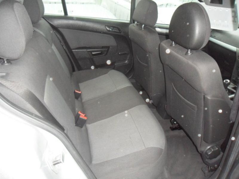 2006 Vauxhall Astra 1.4 5dr image 9