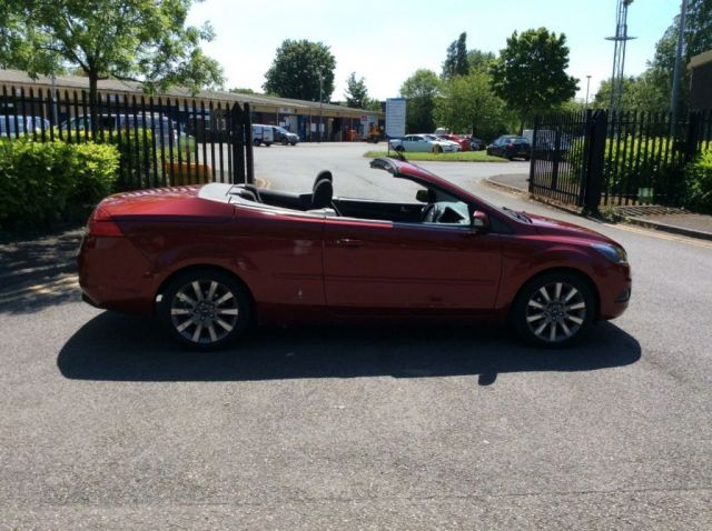 2008 Ford Focus 2.0 CC2 2d image 4