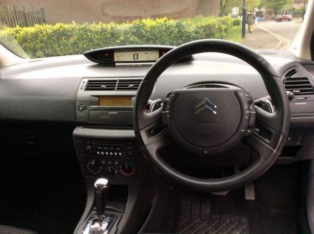2010 Citroen C4 1.6 HDI 3d image 8