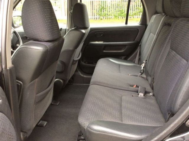 2003 Honda CR-V 2.0 I-VTEC SE 5d image 9