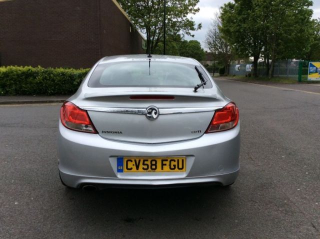 2009 Vauxhall Insignia 2.0 SRI CDTI 5d image 3