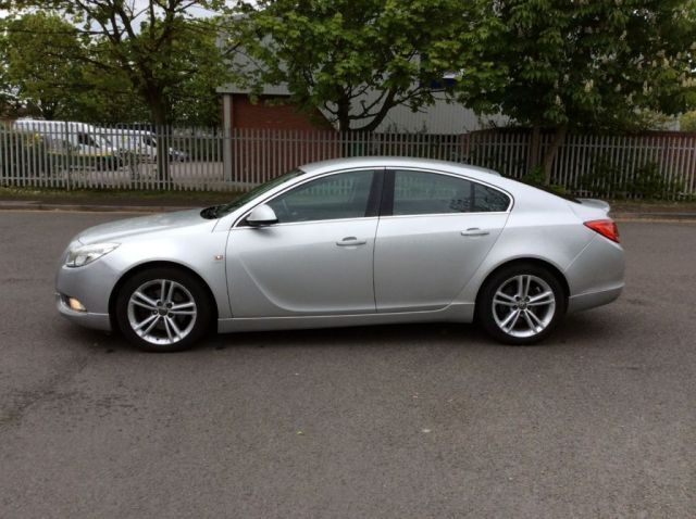 2009 Vauxhall Insignia 2.0 SRI CDTI 5d image 4