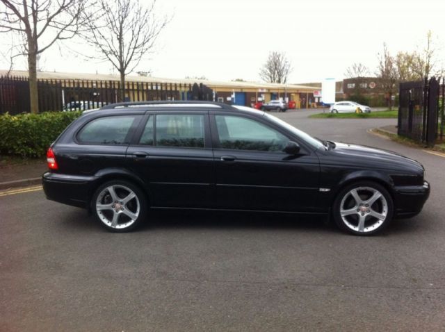 2005 Jaguar X-Type 2.2 Sport 5d image 2