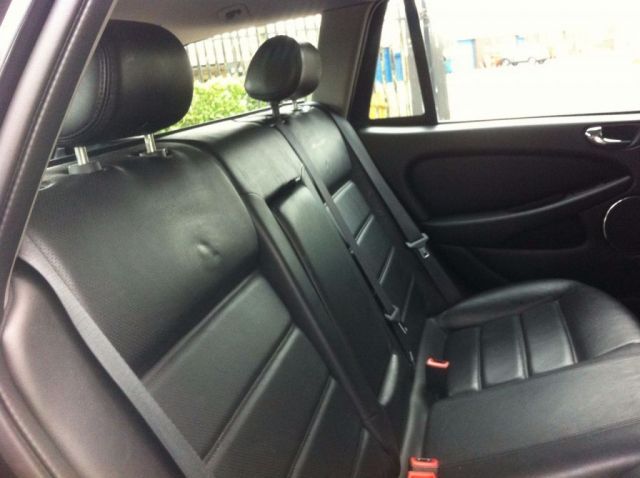 2005 Jaguar X-Type 2.2 Sport 5d image 9