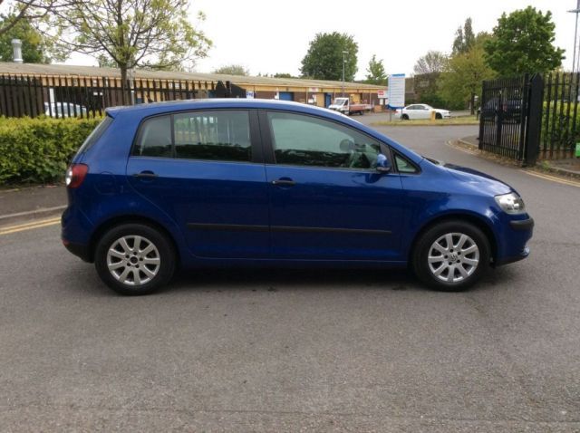 2005 Volkswagen Golf Plus 1.6 SE 5d image 2
