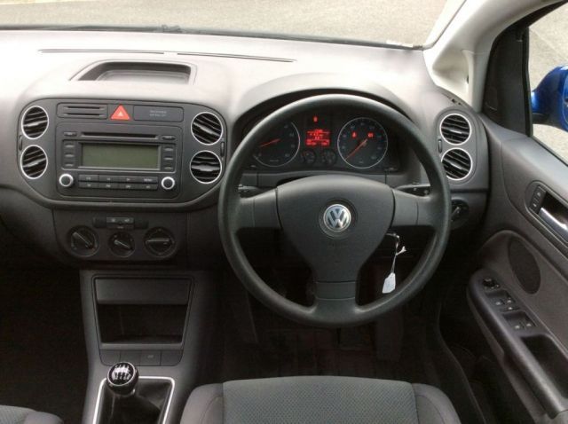 2005 Volkswagen Golf Plus 1.6 SE 5d image 7