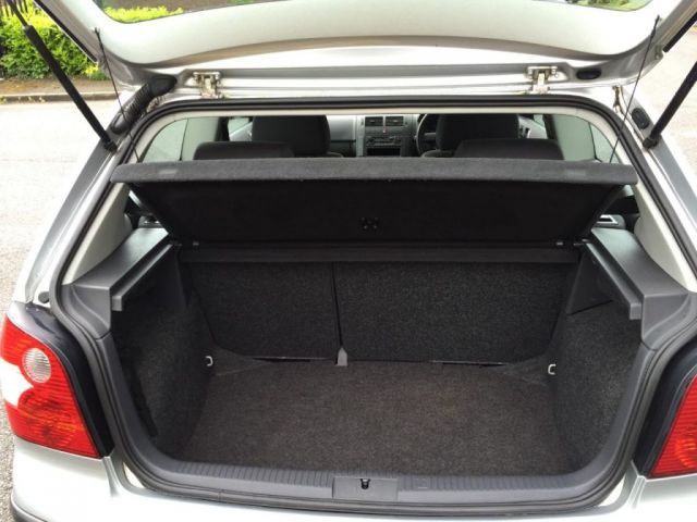 2004 Volkswagen Polo 1.2 S 3d image 10