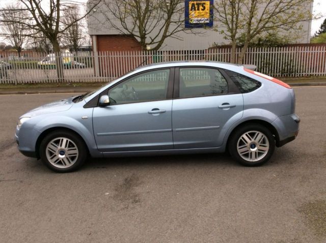 2007 Ford Focus 1.6 Ghia 16V 5d image 4