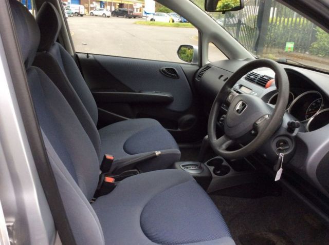 2003 Honda Jazz 1.3 DSI SE 5d image 8