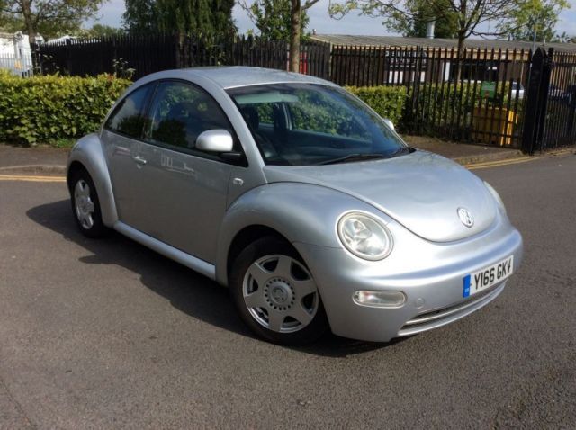 2001 Volkswagen Beetle 2.0 8V 3d image 1