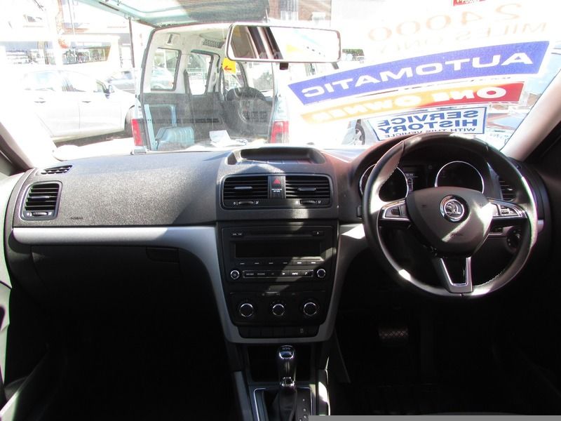 2014 Skoda Yeti 1.2 TSI S DSG image 7