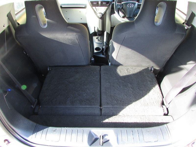 2014 Toyota iQ 1.0 VVT-I IQ2 CVT image 10