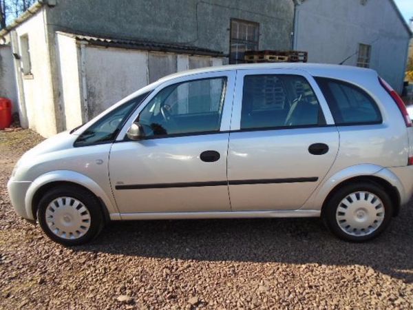 2004 Vauxhall Meriva 1.6 16V 5dr image 4