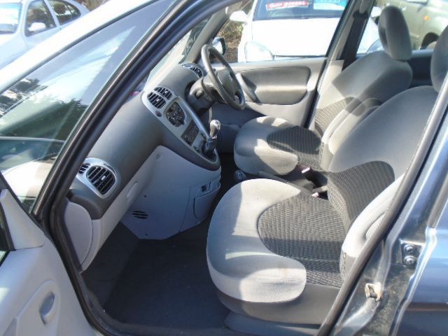 2005 Citroen Xsara Picasso 1.6 5dr image 7