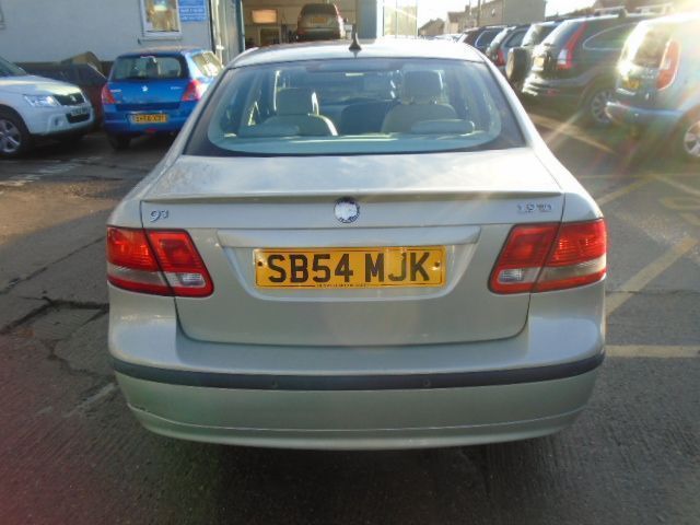 2004 Saab 9-3 1.9 DTH 4dr image 4
