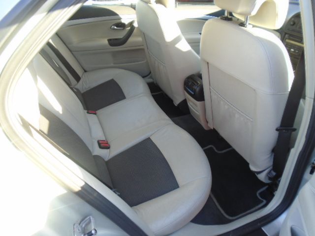 2004 Saab 9-3 1.9 DTH 4dr image 5
