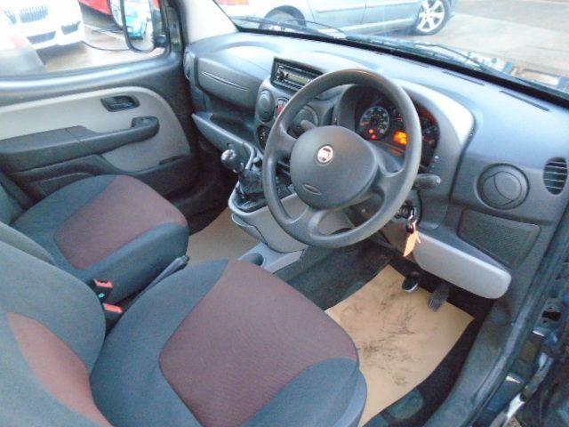 2008 Fiat Doblo 1.4 8V 5dr image 7