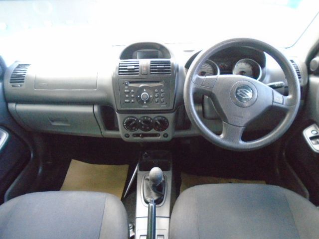 2005 Suzuki Ignis 1.5 GLX VVT-S 5dr image 7