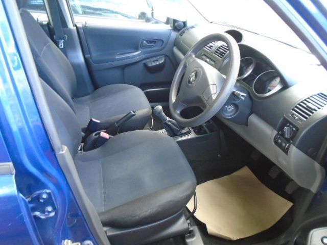2005 Suzuki Ignis 1.5 GLX VVT-S 5dr image 8