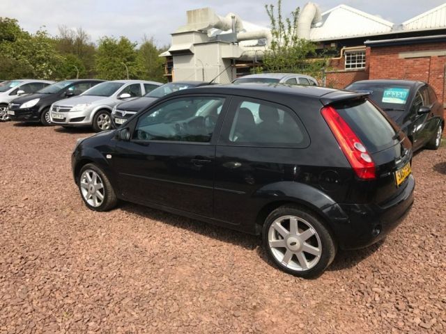 2008 Ford Fiesta 1.4 Zetec 3dr image 3